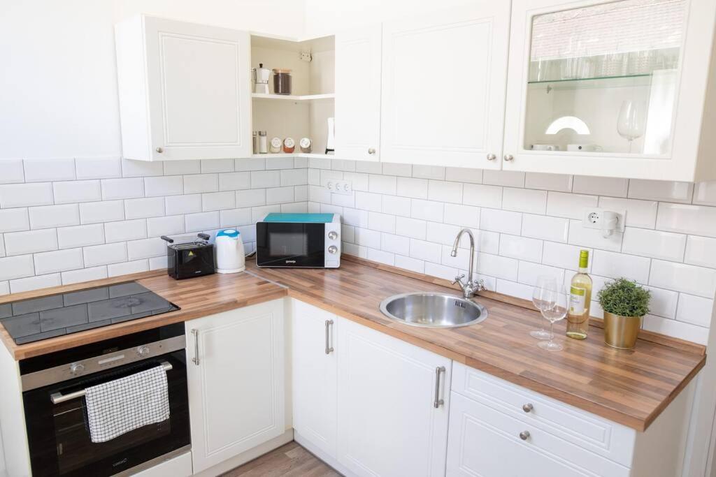 N28 Studio Next To Andrassy Boulevard. Budapeszt Zewnętrze zdjęcie